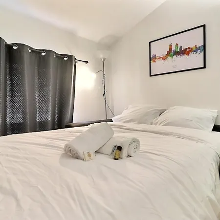Le St Clair 401 - Luxury Equipped - Apartment *